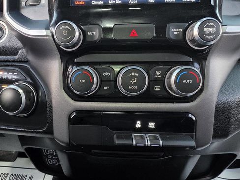 Used 2021 RAM 1500 Big Horn image 36