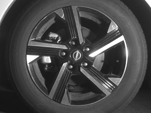 Used 2025 Nissan Sentra SV image 12