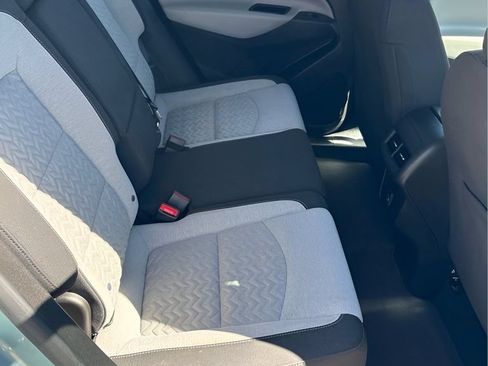 Used 2022 Chevrolet Equinox LT FWD image 18