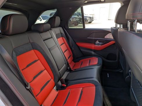 Used 2025 Mercedes-Benz GLE 53 AMG 4MATIC image 17