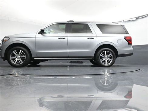 Used 2022 Ford Expedition Max Limited image 33