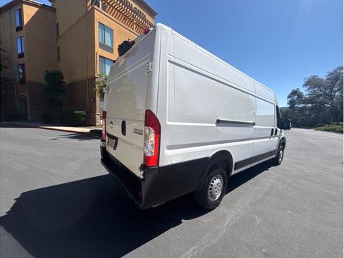 Used 2025 RAM ProMaster 3500 w/ Convenience Group FWD image 7