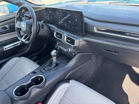 Used 2025 Ford Mustang GT RWD image 36