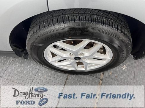 Used 2023 Ford Edge SEL image 21