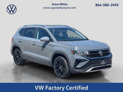 Certified 2023 Volkswagen Taos SE w/ Black Wheel Package