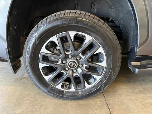 Used 2024 Toyota Sequoia Limited AWD/4WD image 34
