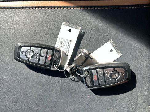 Used 2024 Ford Expedition Max Platinum image 24