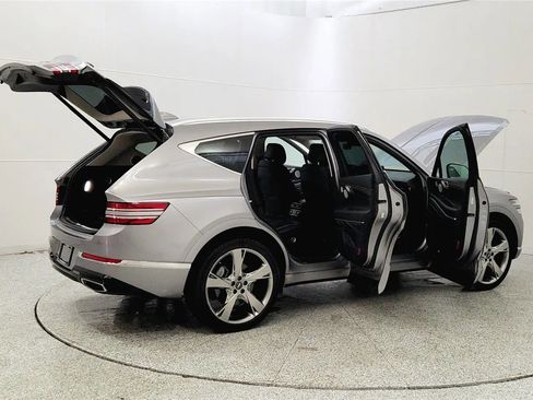 Used 2023 Genesis GV80 2.5T w/ Prestige Package image 12