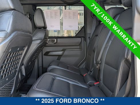 Certified 2025 Ford Bronco Badlands AWD/4WD image 15
