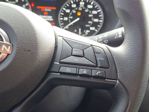 Used 2024 Nissan Sentra S FWD image 25