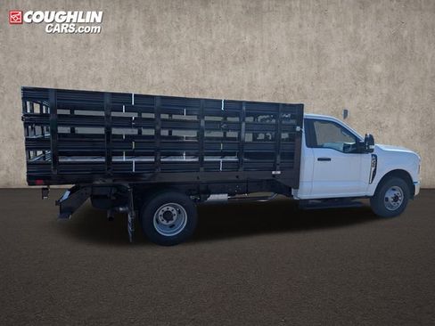 New 2025 Ford F350 XL w/ XL Chrome Package RWD image 9