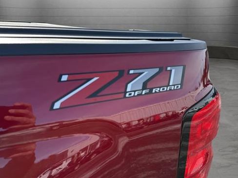 Used 2018 Chevrolet Silverado 1500 LT w/ All Star Edition image 32