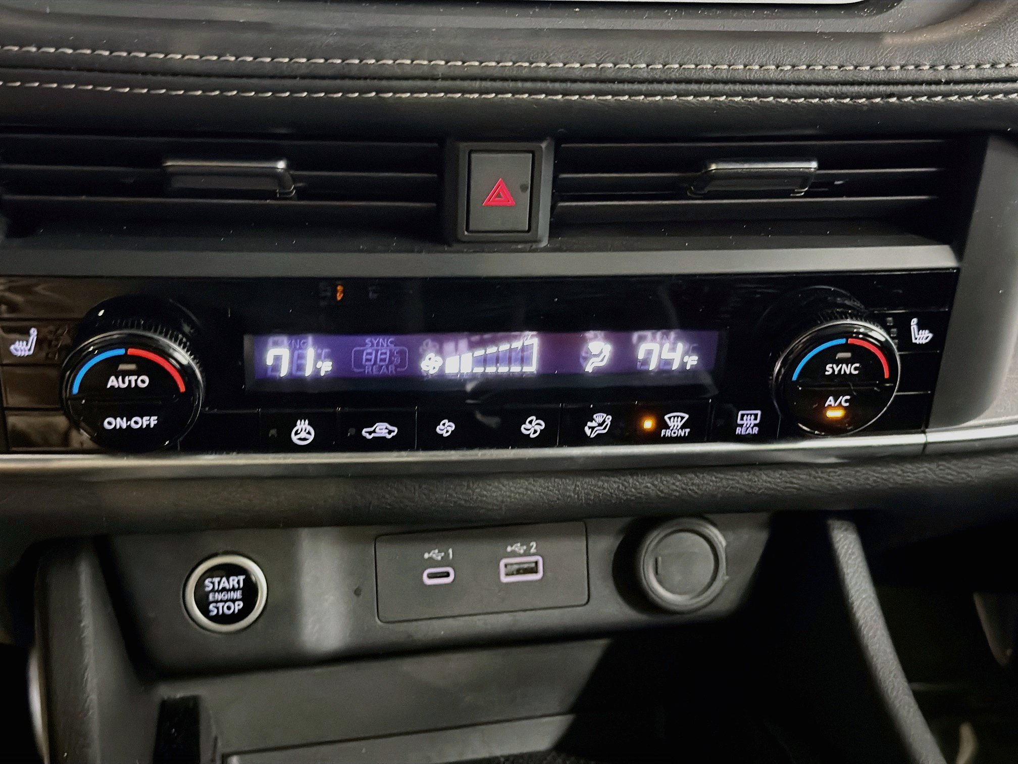 Used 2023 Nissan Rogue SV w/ SV Premium B Package FWD image 34