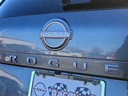 Certified 2025 Nissan Rogue S image 30