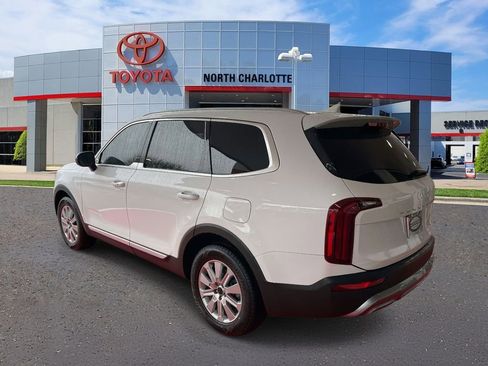Used 2022 Kia Telluride S image 7