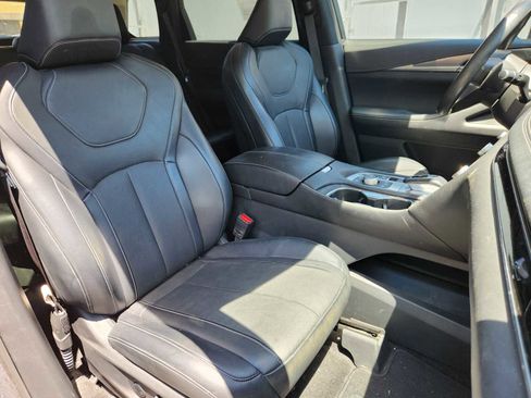 Certified 2023 INFINITI QX60 Luxe w/ Cargo Package AWD/4WD image 15