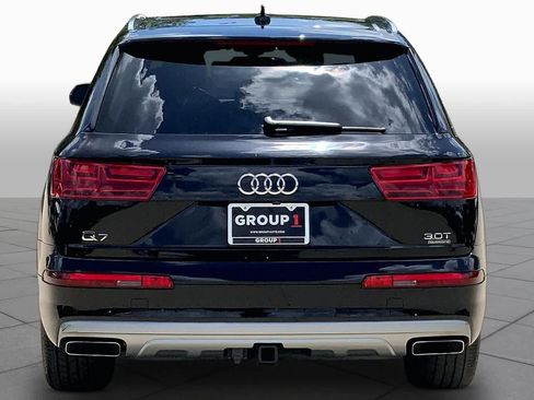 Used 2018 Audi Q7 3.0T Prestige AWD/4WD image 5