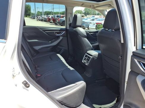 Used 2023 Subaru Forester Limited AWD/4WD image 18