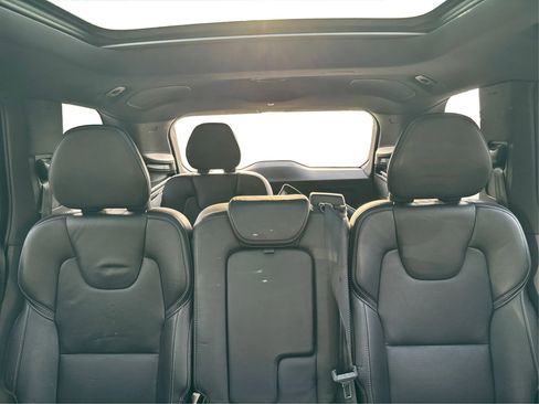 Used 2017 Volvo XC90 T6 Inscription w/ Vision Package image 18