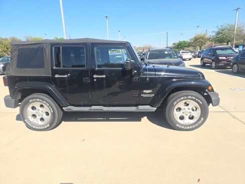 Used 2014 Jeep Wrangler Unlimited Sahara w/ Connectivity Group image 2
