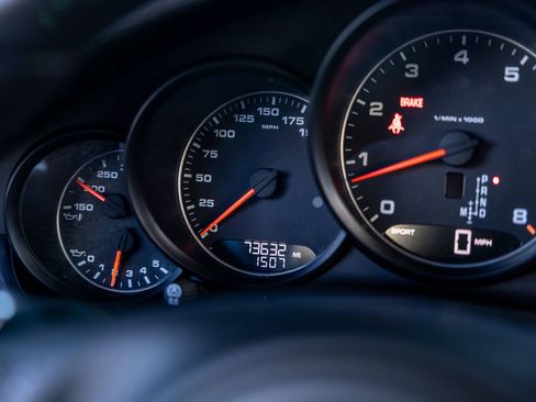 Used 2015 Porsche Panamera image 52