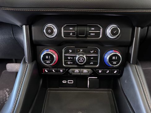 Certified 2023 GMC Yukon AT4 w/ AT4 Premium Package image 21