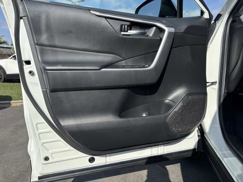 Used 2023 Toyota RAV4 XLE w/ Convenience Package AWD/4WD image 19