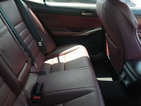 Used 2018 Lexus IS 300 F Sport w/ F Sport Package RWD image 12