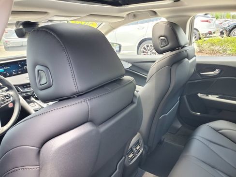 Used 2023 Acura TLX FWD image 10