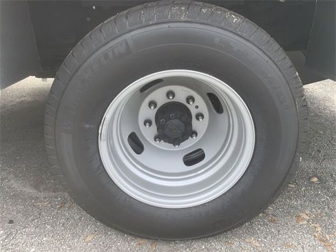 New 2024 Ford F350 XL w/ XL Chrome Package image 10