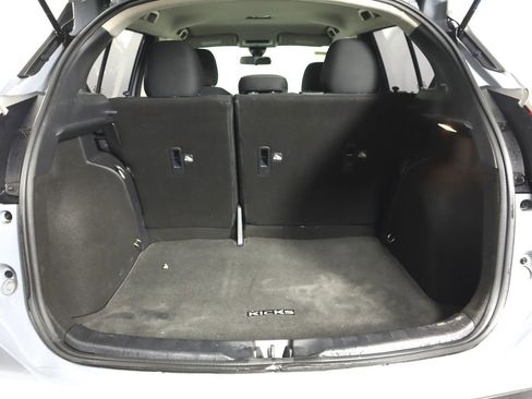 Certified 2022 Nissan Kicks SV image 22
