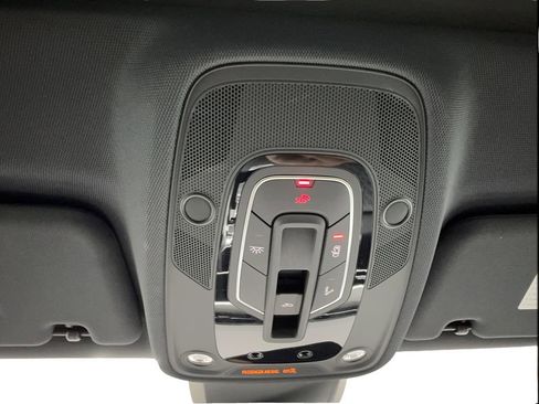 Used 2023 Audi S6 Premium Plus w/ Premium Plus Package AWD/4WD image 46
