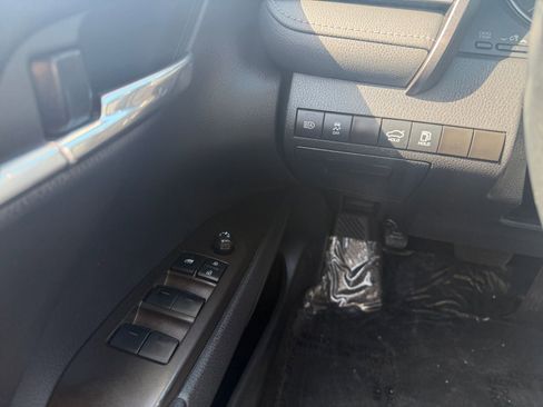 Certified 2022 Toyota Camry SE w/ Carpet Mat Package (TMS) FWD image 22