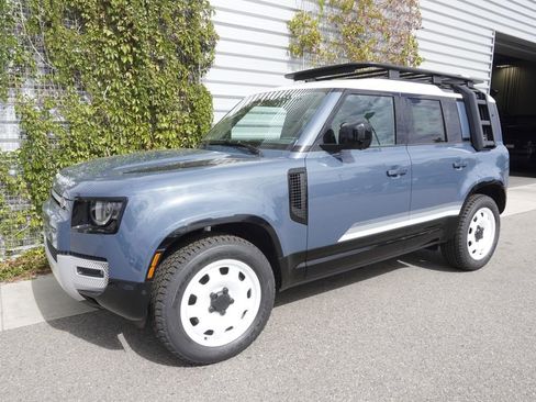 New 2025 Land Rover Defender 110 S image 3