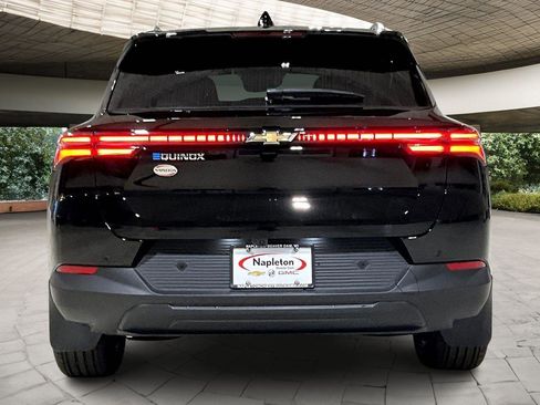 New 2026 Chevrolet Equinox EV LT image 4