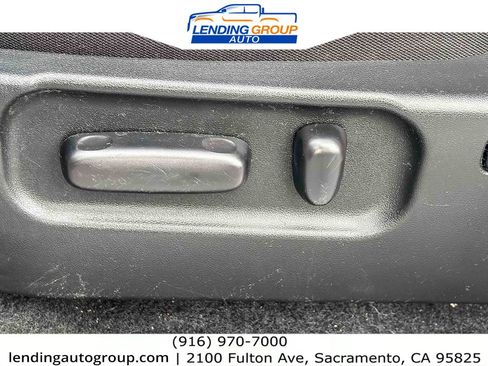 Used 2023 Toyota Tacoma TRD Off-Road RWD image 19
