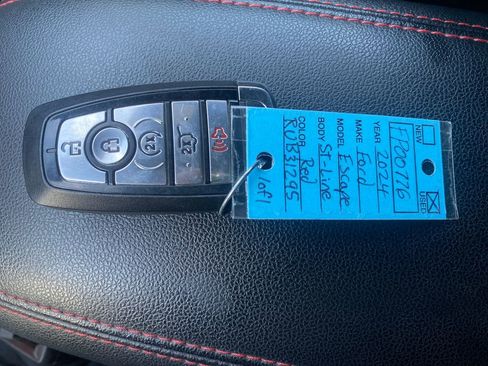 Used 2024 Ford Escape ST-Line w/ Tech Pack #1 FWD image 14