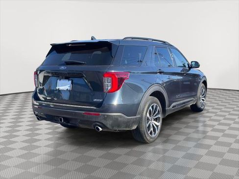 Used 2022 Ford Explorer ST-Line w/ Class IV Trailer Tow Package image 7