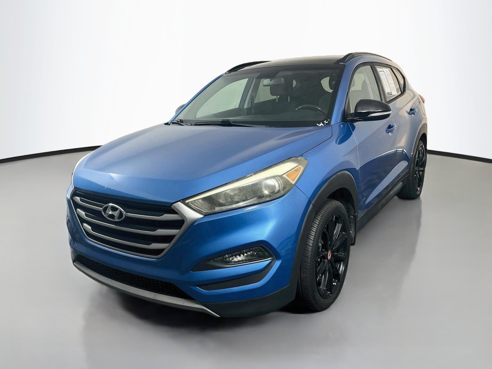 Used 2017 Hyundai Tucson Night FWD image 3