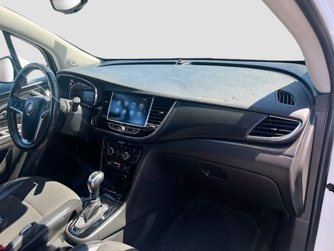 Used 2020 Buick Encore Preferred FWD image 30