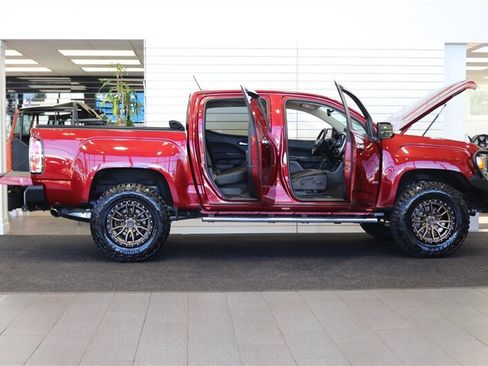 Used 2020 GMC Canyon Denali AWD/4WD image 11