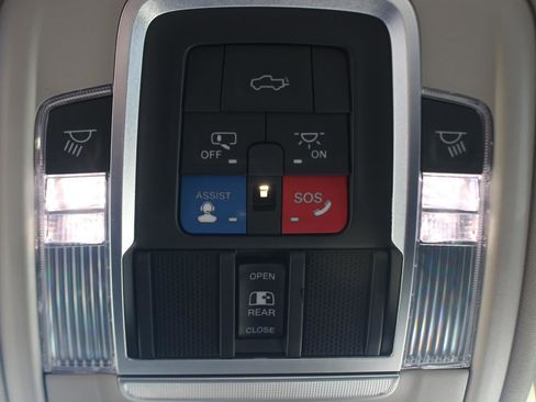 Used 2022 RAM 1500 Laramie image 35