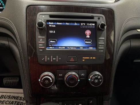 Used 2015 Chevrolet Traverse LT w/ Style and Technology Package AWD/4WD image 16
