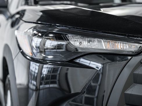 New 2026 Toyota Corolla Cross L image 9