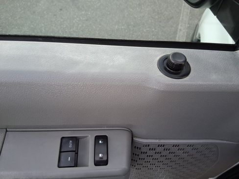 Used 2013 Ford E-150 and Econoline 150 w/ PWR Group RWD image 10