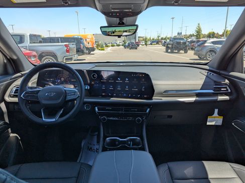 New 2026 Chevrolet Traverse LT w/ Midnight/Sport Edition AWD/4WD image 28