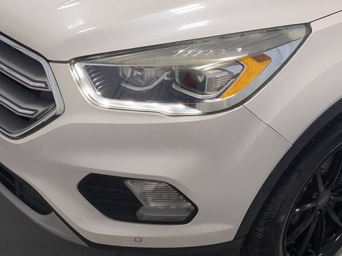 Used 2017 Ford Escape Titanium w/ Equipment Group 301A AWD/4WD image 11