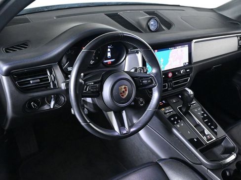 Certified 2024 Porsche Macan Turbo AWD/4WD image 4