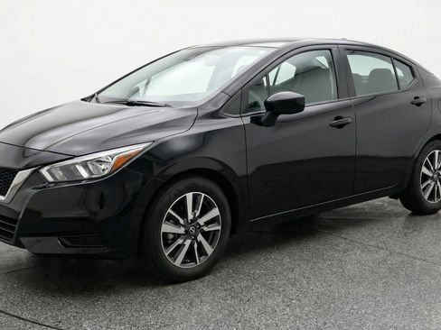 Used 2025 Nissan Versa SV FWD image 3