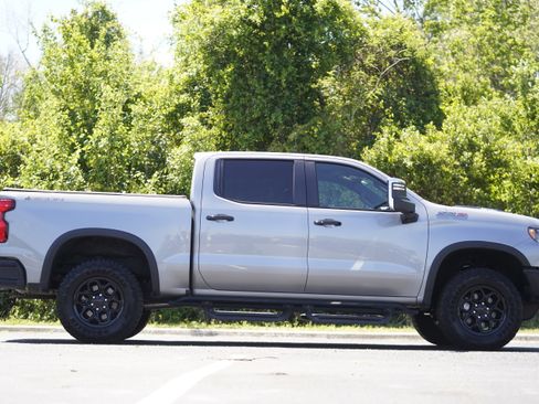 Certified 2024 Chevrolet Silverado 1500 ZR2 w/ ZR2 Bison Edition image 7